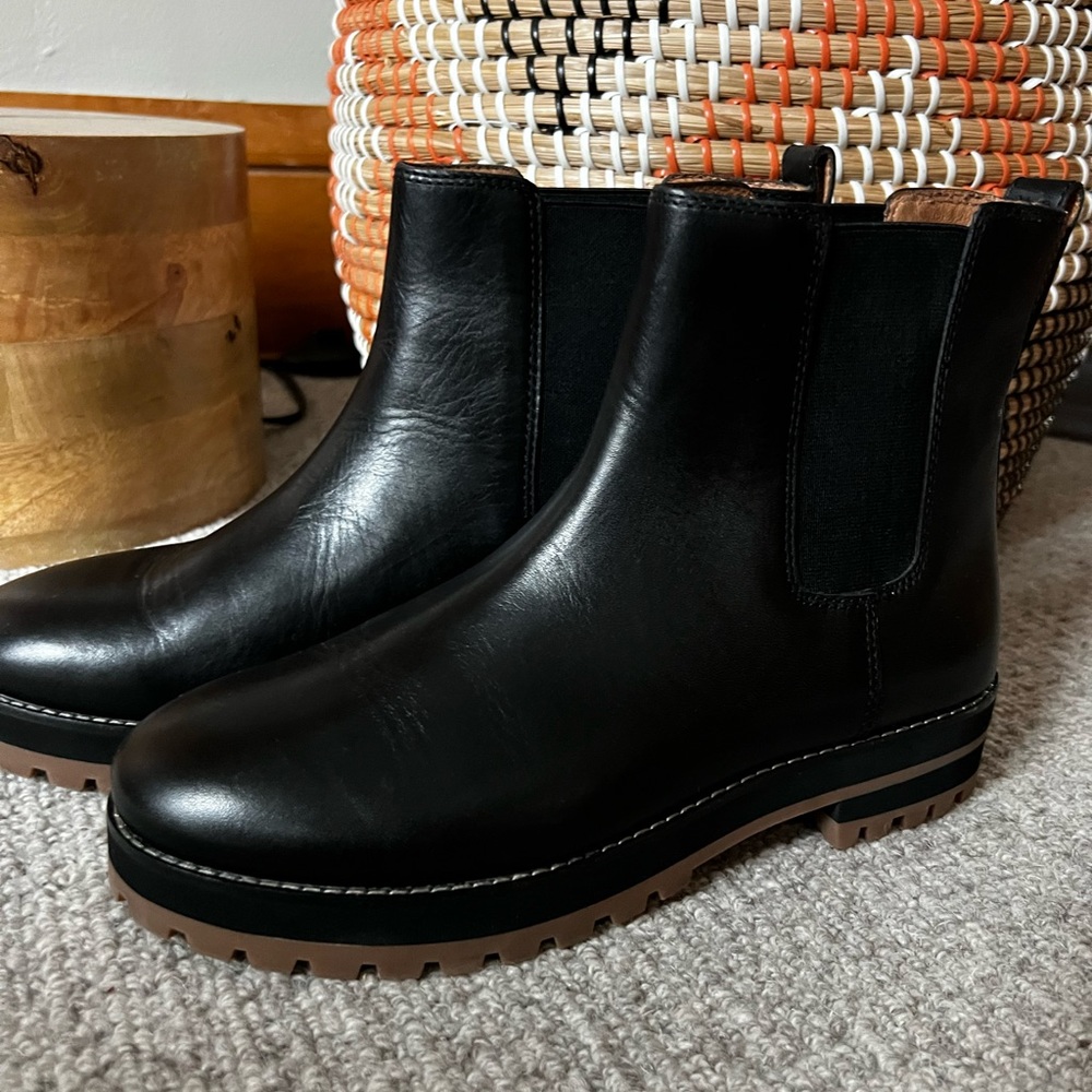 Madewell size 8 Chelsea Boot